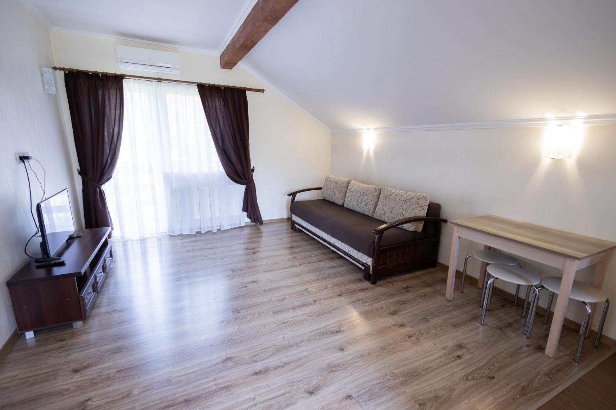 Fantasia Hotel Поляна Экстерьер фото