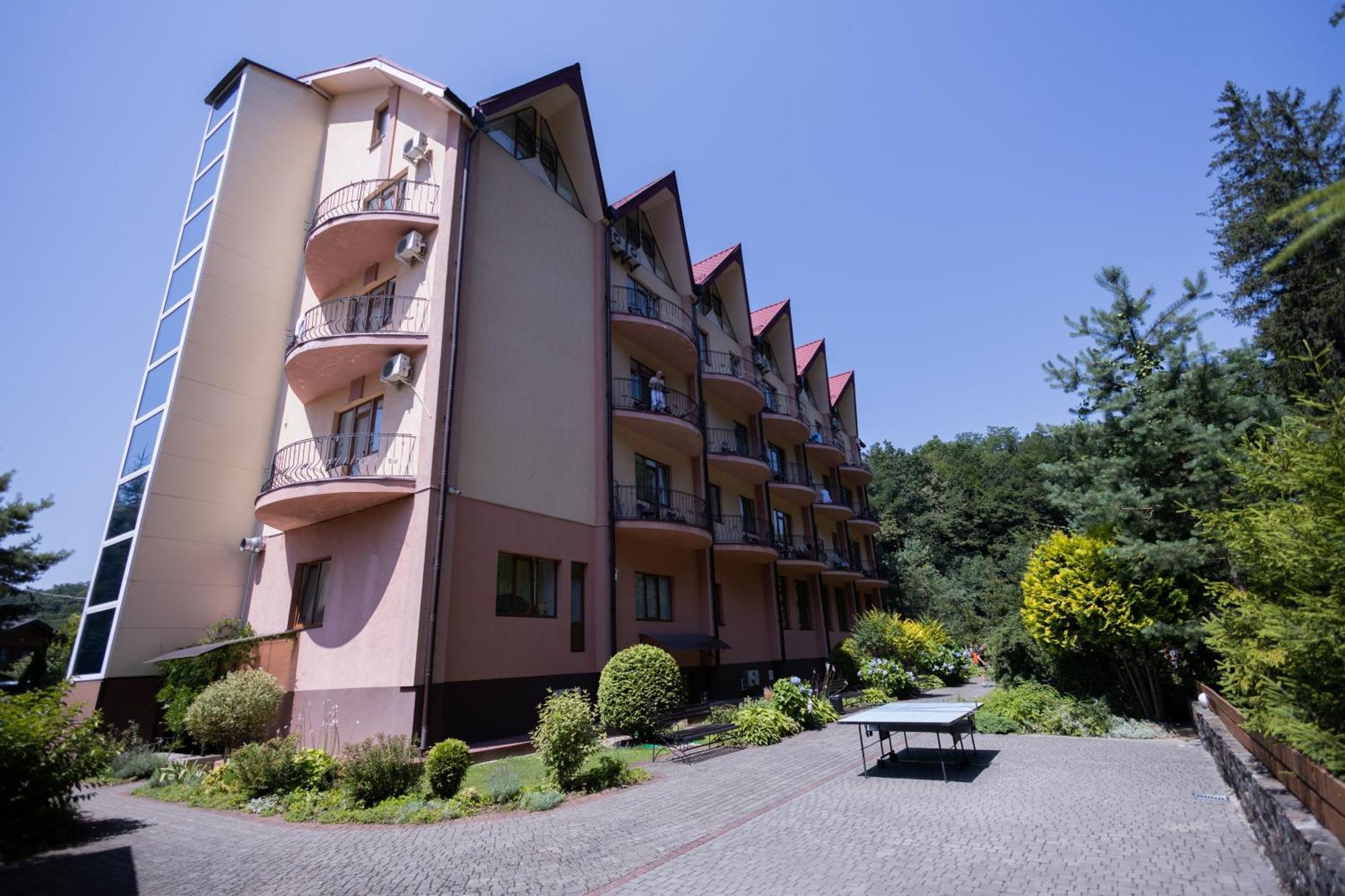 Fantasia Hotel Поляна Экстерьер фото