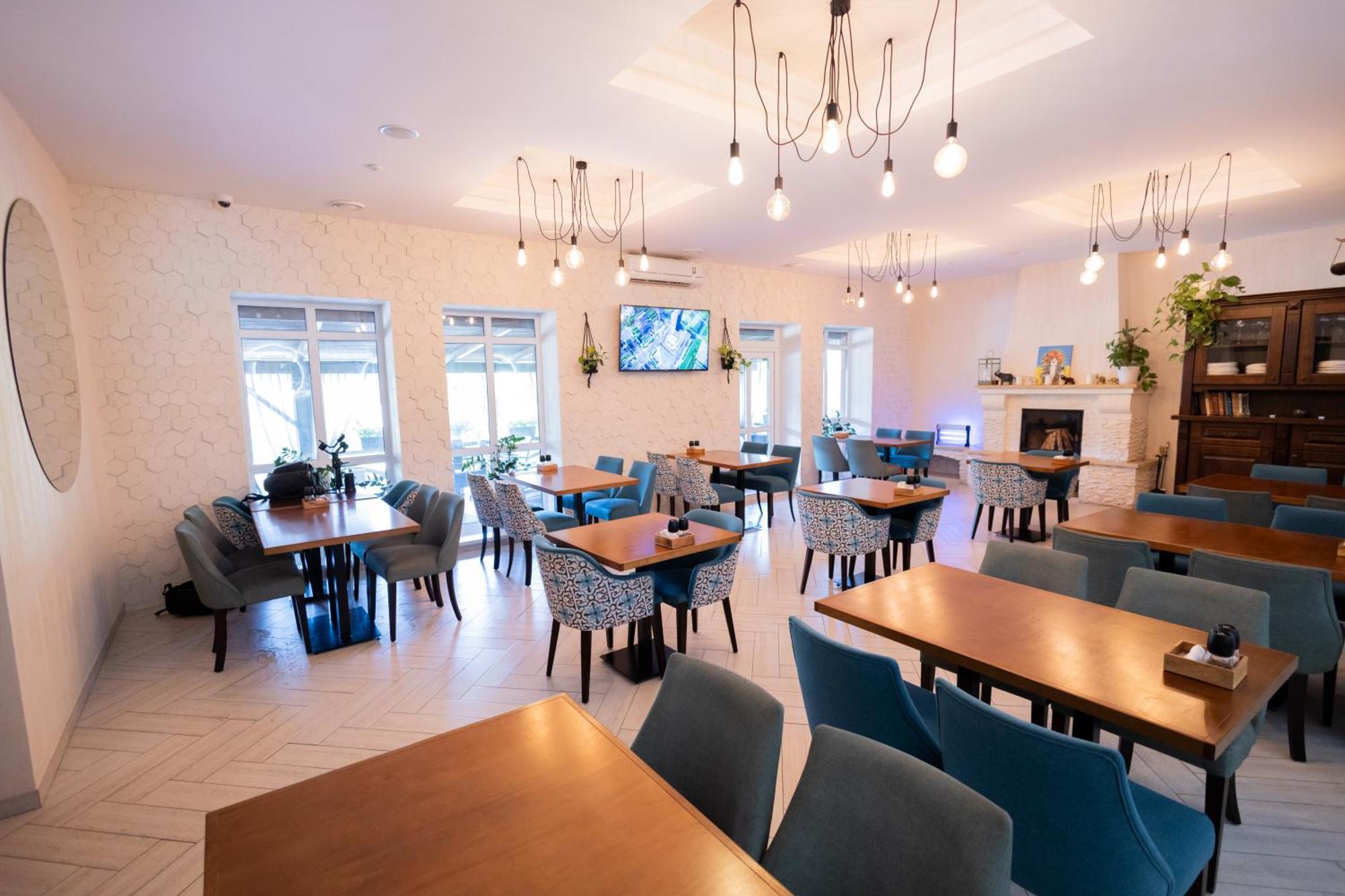 Fantasia Hotel Поляна Экстерьер фото